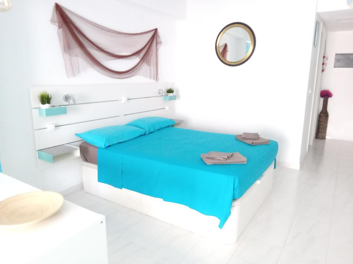 Ocean Dreams Suite Los Cristianos Hill Heated Pool Exterior photo